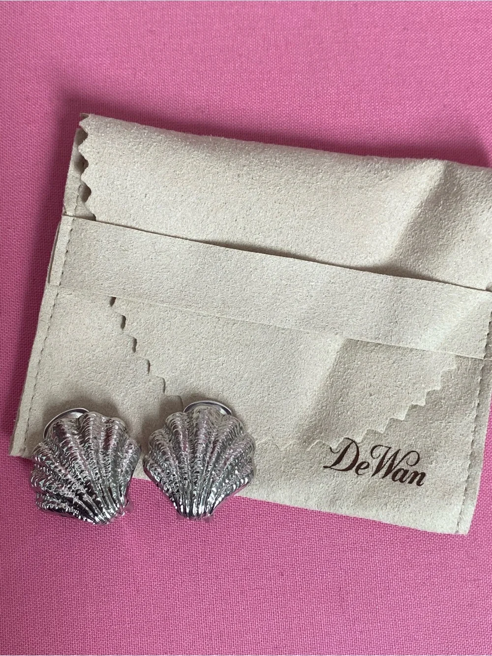 Vintage Siren-Inspired Shell Clip-On Earrings